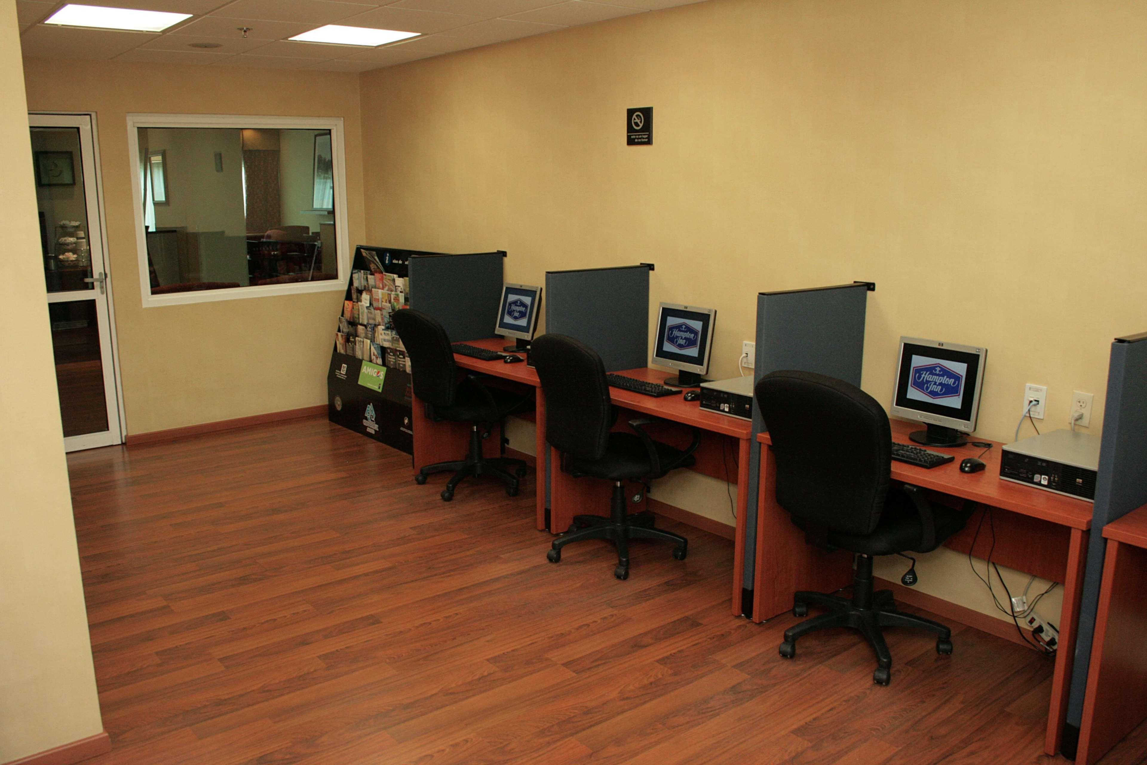 Hampton Inn By Hilton Guadalajara-Aeropuerto Buitenkant foto
